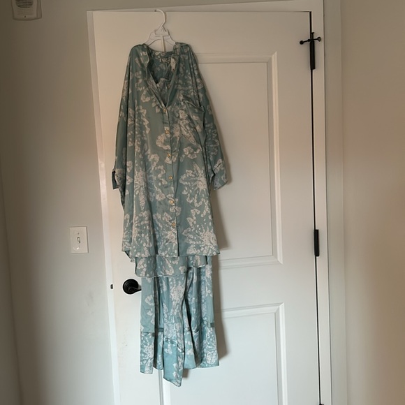 Goddess Lounge Set by FREE PEOPLE. Brand new with TAGS! - Picture 6 of 9